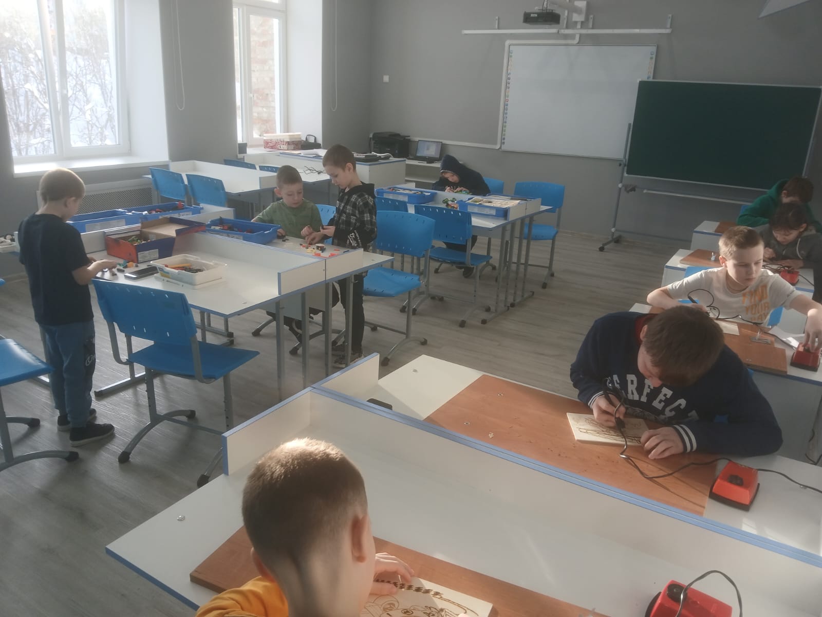 День защитников Отечества.